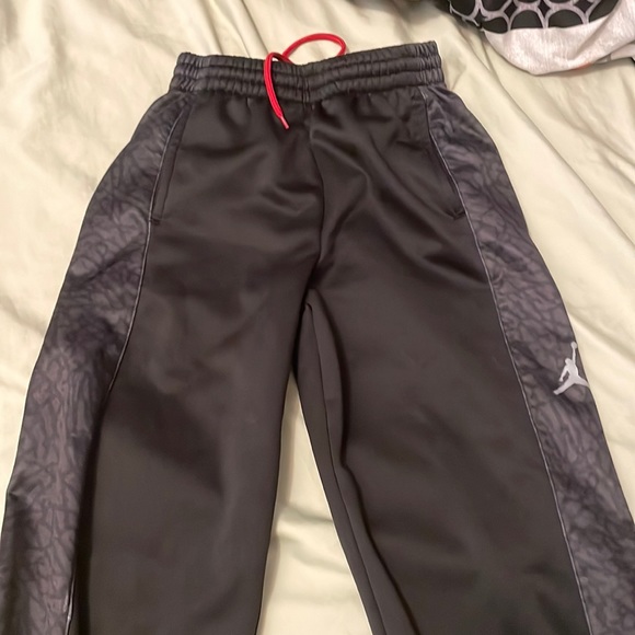 womens jordan sweats